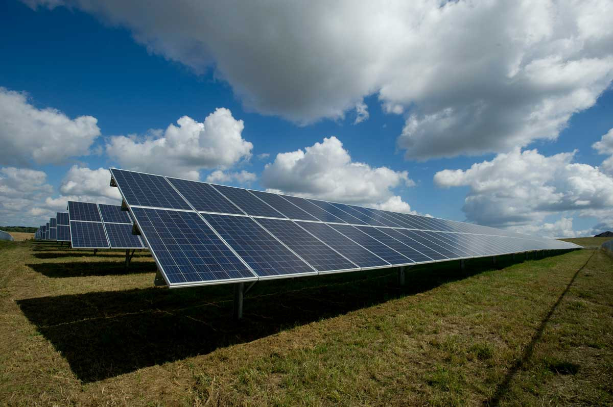 Fiabilité, maintenance et durabilité des robots nettoyeurs  pour panneaux solaires